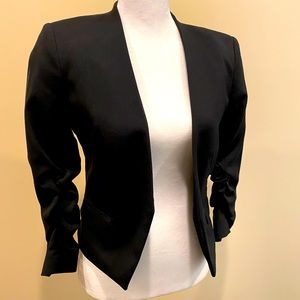 Ruched sleeve blazer